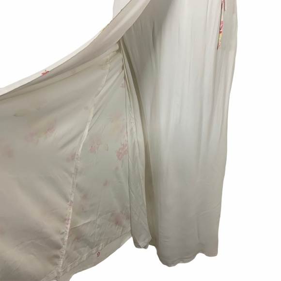 Privacy Please Richter Wrap Maxi Dress White Sm - Picture 7 of 11